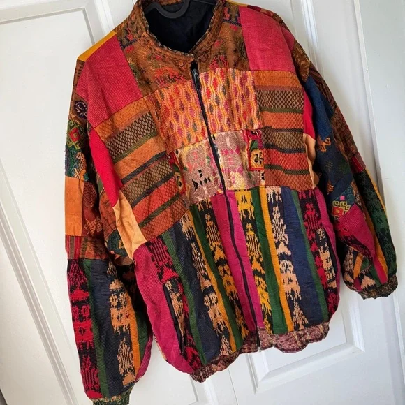 ๐ฅ Vintage Handmade Patchwork Ikat Bomber Jacket ๐ฅ - Picture 6 of 15